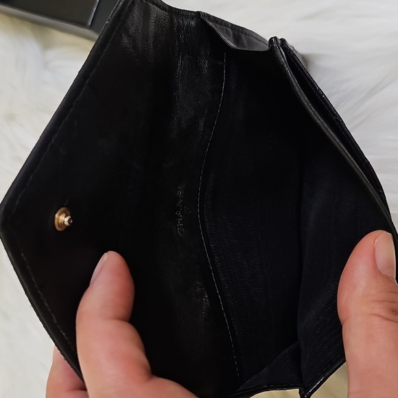Chanel Black Diamond Stitched Leather Vintage 1989-1991 Wallet - Picture 17 of 17